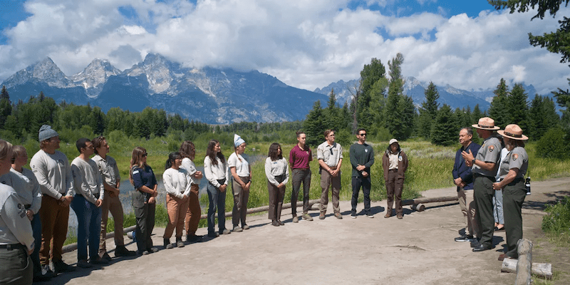 Second Gentleman Meets ACE Crew